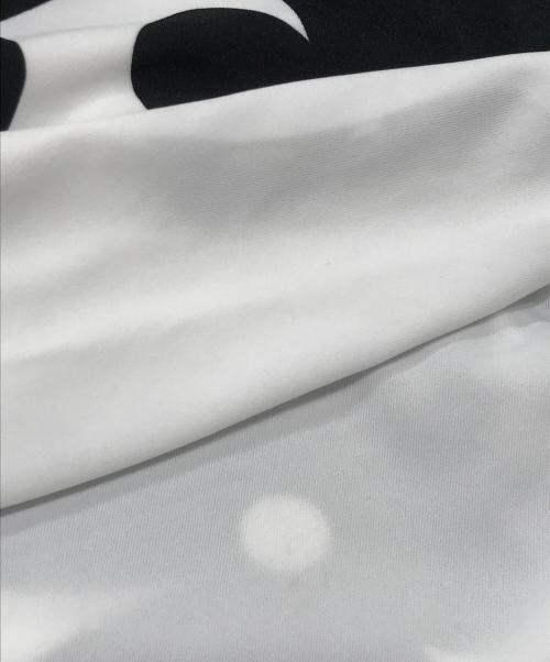 COMME des GARCONS（コムデギャルソン）COMME des GARCONS (コムデギャルソン) フラワープリントノースリーブワンピース ホワイト×ブラック サイズ:Sの古着・服飾アイテム