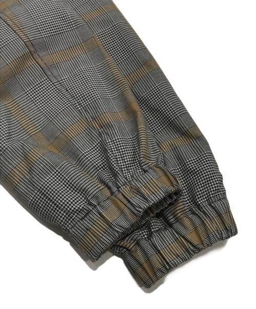 FRED PERRY（フレッドペリー）FRED PERRY (フレッドペリー) ハリントンジャケット グレー×ブラウン サイズ:Sの古着・服飾アイテム