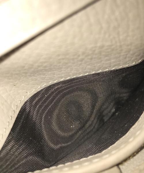 GUCCI（グッチ）GUCCI (グッチ) ダブルGカードケースウォレット ベージュの古着・服飾アイテム