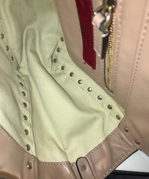 VALENTINO（ヴァレンティノ）VALENTINO (ヴァレンティノ) ロックスタッズ2WAYバッグ ベージュの古着・服飾アイテム