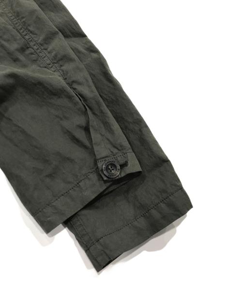 C.P COMPANY（シーピーカンパニー）C.P COMPANY (シーピーカンパニー) ナイロンミックスフーデッドジャケット カーキ サイズ:Mの古着・服飾アイテム