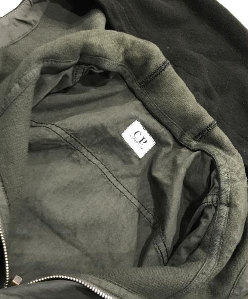 C.P COMPANY（シーピーカンパニー）C.P COMPANY (シーピーカンパニー) ナイロンミックスフーデッドジャケット カーキ サイズ:Mの古着・服飾アイテム