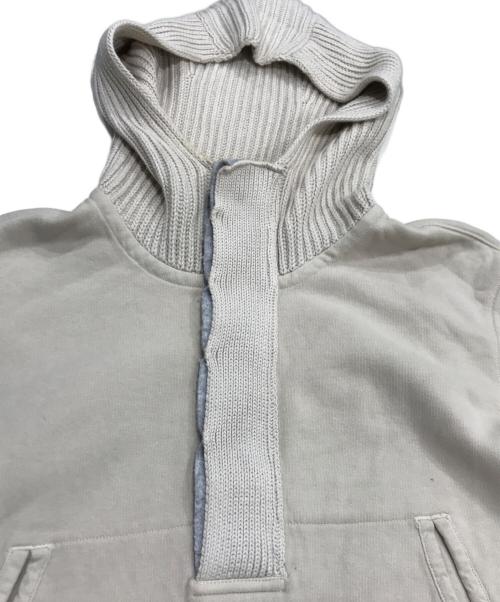 C.P COMPANY（シーピーカンパニー）C.P COMPANY (シーピーカンパニー) ニット切替フーデッドスウェット ベージュ サイズ:Sの古着・服飾アイテム