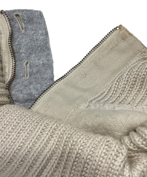 C.P COMPANY（シーピーカンパニー）C.P COMPANY (シーピーカンパニー) ニット切替フーデッドスウェット ベージュ サイズ:Sの古着・服飾アイテム
