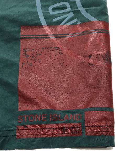 STONE ISLAND（ストーンアイランド）STONE ISLAND (ストーンアイランド) ロゴプリントショートパンツ/ハーフパンツ グリーン サイズ:Sの古着・服飾アイテム