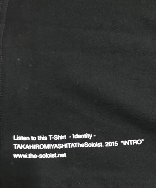 TAKAHIROMIYASHITA TheSoloIst.（タカヒロミヤシタ ザソロイスト）TAKAHIROMIYASHITA TheSoloIst. (タカヒロミヤシタ ザソロイスト) ロゴプリントTシャツ/半袖カットソー ブラック サイズ:44の古着・服飾アイテム