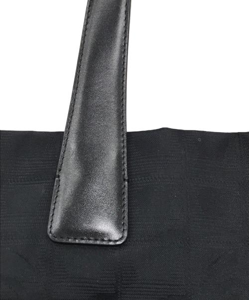 CHANEL（シャネル）CHANEL (シャネル) ニュートラベルライントートバッグ ブラックの古着・服飾アイテム