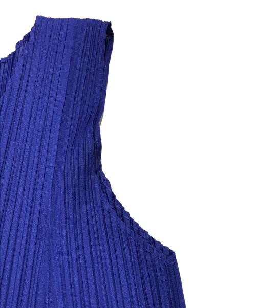 PLEATS PLEASE（プリーツプリーズ）PLEATS PLEASE (プリーツプリーズ) Vネックプリーツノースリーブワンピース ブルー サイズ:3の古着・服飾アイテム
