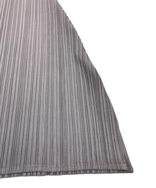 PLEATS PLEASE（プリーツプリーズ）PLEATS PLEASE (プリーツプリーズ) ショートスリーブプリーツワンピース グレー サイズ:3の古着・服飾アイテム