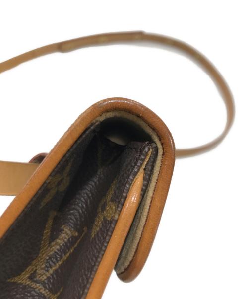 LOUIS VUITTON（ルイ ヴィトン）LOUIS VUITTON (ルイ ヴィトン) ウエストポーチ ブラウンの古着・服飾アイテム