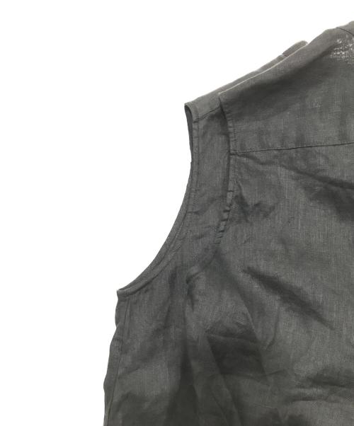 martinique（マルティニーク）martinique (マルティニーク) パールボタンノースリーブブラウス ブラック サイズ:Freeの古着・服飾アイテム
