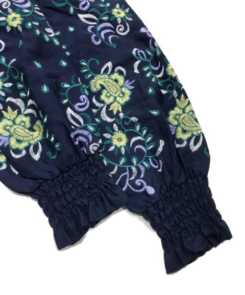 GRACE CONTINENTAL（グレースコンチネンタル）GRACE CONTINENTAL (（グレースコンチネンタル) リーフプリントワンピース ネイビー サイズ:36の古着・服飾アイテム