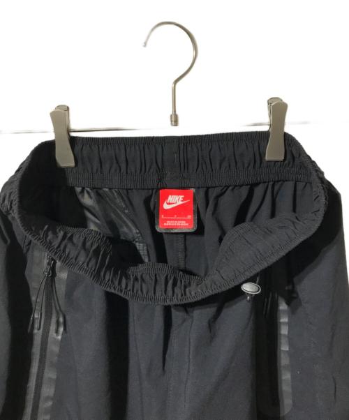 NIKE（ナイキ）NIKE (ナイキ) テックウーブンオープンヘムパンツ ブラック サイズ:SIZE Sの古着・服飾アイテム