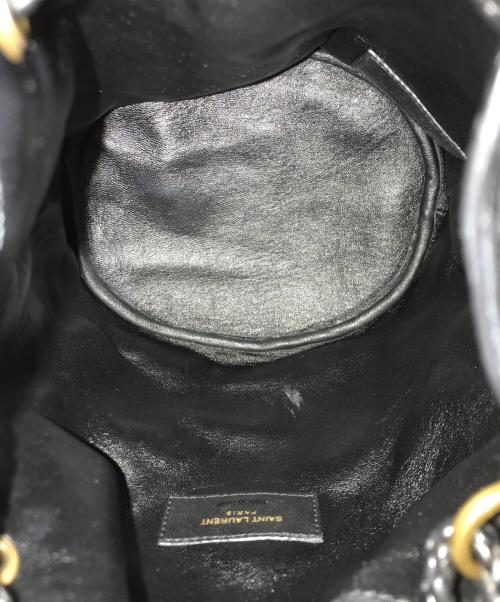 Saint Laurent Paris（サンローランパリ）Saint Laurent Paris (サンローランパリ) スタッズスエードショルダーバッグ ブラック×ゴールドの古着・服飾アイテム