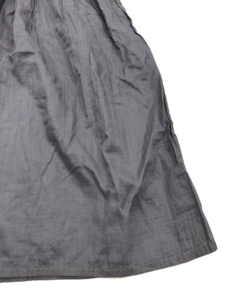 me ISSEY MIYAKE（ミーイッセイ ミヤケ）me ISSEY MIYAKE (ミーイッセイ ミヤケ) プリーツ切替スカート グレー サイズ:表記なしの古着・服飾アイテム