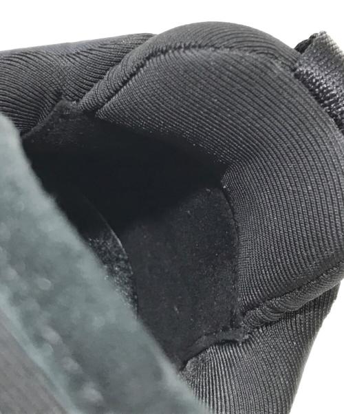 UGG（アグ）UGG (アグ) アストロメルスニーカー ブラック サイズ:USA5/UK3/EU36の古着・服飾アイテム