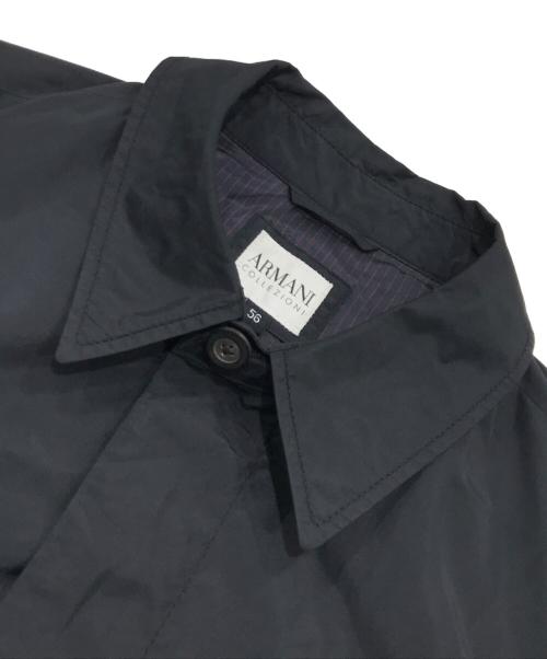 ARMANI COLLEZIONI（アルマーニ コレツィオーニ）ARMANI COLLEZIONI (アルマーニ コレツィオーニ) ナイロンステンカラーコート ブラック サイズ:56の古着・服飾アイテム