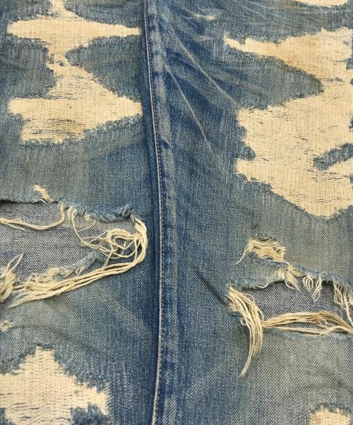 Hysteric Glamour（ヒステリックグラマー）Hysteric Glamour (ヒステリックグラマー) ピラミッドスタッズ ダメージリペア加工スキャブデニムパンツ インディゴ サイズ:32の古着・服飾アイテム