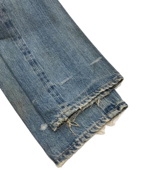Hysteric Glamour（ヒステリックグラマー）Hysteric Glamour (ヒステリックグラマー) スタッズダメージ加工ワッペンデニムパンツ インディゴ サイズ:32の古着・服飾アイテム