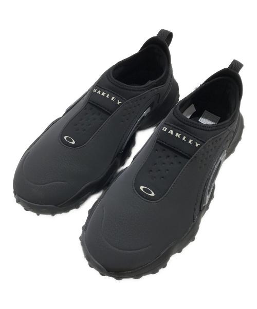OAKLEY（オークリー）OAKLEY (オークリー) エッジアイコン スパイクレス スリッポン ブラック サイズ:28の古着・服飾アイテム