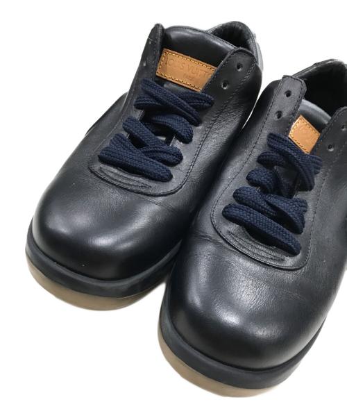 LOUIS VUITTON（ルイ ヴィトン）LOUIS VUITTON (ルイ ヴィトン) レザーローカットスニーカー ブラック サイズ:37 1/2の古着・服飾アイテム