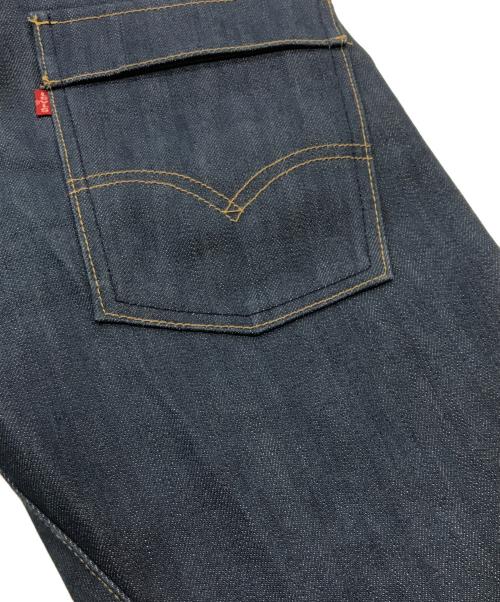 LEVI'S ENGINEERED（リーバイスエンジニアード）LEVI'S ENGINEERED (リーバイスエンジニアード) 立体裁断クロップドデニムパンツ インディゴ サイズ:Sの古着・服飾アイテム