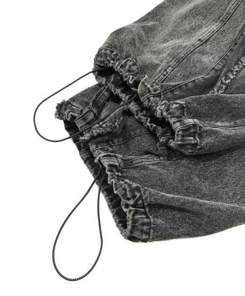 MAISON SPECIAL（メゾンスペシャル）MAISON SPECIAL (メゾンスペシャル) Denim Switching Wide Cargo Alien Pants/デニム切り替えワイドカーゴエイリアンパンツ ブラックの古着・服飾アイテム