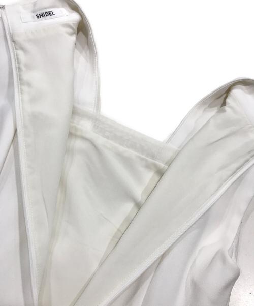 Snidel（スナイデル）Snidel (スナイデル) レイヤードライクジレワンピ ホワイトの古着・服飾アイテム