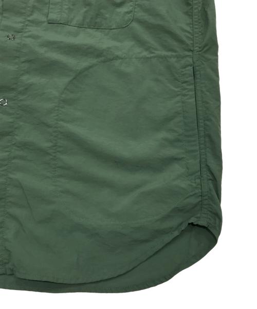 TRAIL BUM（トレイルバム）Trail Bum (トレイルバム) NITTY GRITTY SHIRTS/ニッティ グリッティ ナイロン長袖シャツ グリーン サイズ:Sの古着・服飾アイテム