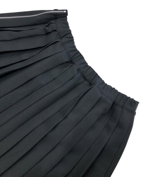 BLACK COMME des GARCONS（ブラックコムデギャルソン）BLACK COMME des GARCONS (ブラックコムデギャルソン) サイドファスナープリーツスカート ブラック サイズ:Mの古着・服飾アイテム