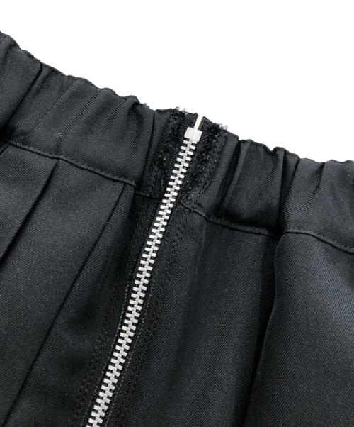 BLACK COMME des GARCONS（ブラックコムデギャルソン）BLACK COMME des GARCONS (ブラックコムデギャルソン) サイドファスナープリーツスカート ブラック サイズ:Mの古着・服飾アイテム