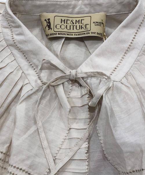 ME&ME COUTURE（ミーアンドミークチュール）ME&ME COUTURE (ミーアンドミークチュール) チュニックブラウス ベージュ サイズ:freeの古着・服飾アイテム