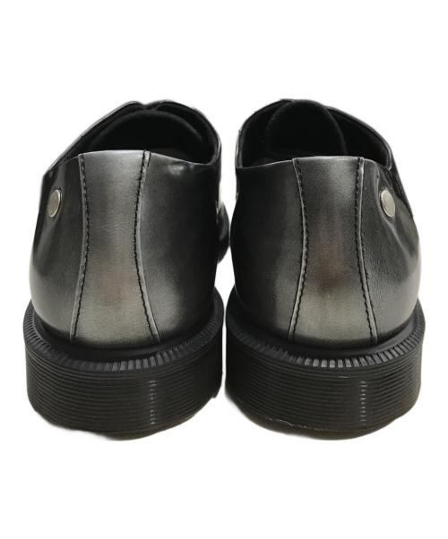 Dr.Martens（ドクターマーチン）Dr.Martens (ドクターマーチン) DURROW 5I ホール シューズ シルバー サイズ:9の古着・服飾アイテム