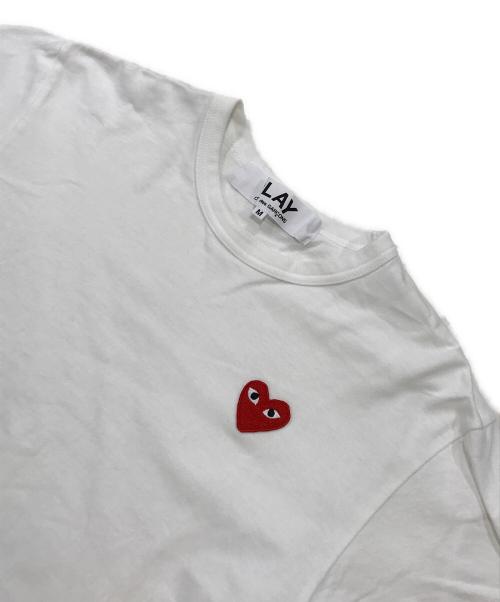 PLAY COMME des GARCONS（プレイコムデギャルソン）PLAY COMME des GARCONS (プレイコムデギャルソン) T-Shirt With Red Emblem/半袖Tシャツ ホワイト サイズ:Mの古着・服飾アイテム