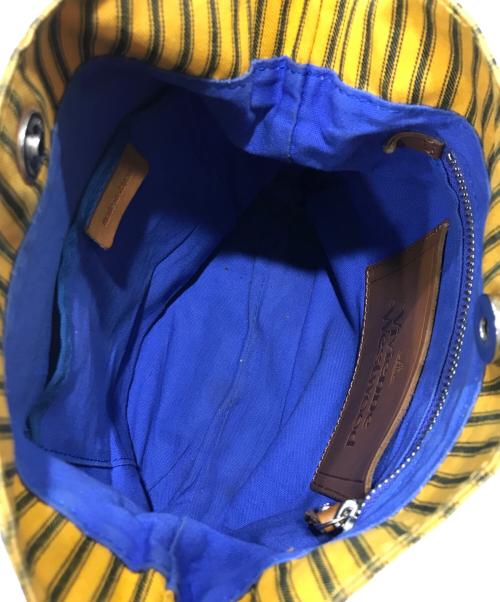 Vivienne Westwood（ヴィヴィアンウエストウッド）Vivienne Westwood (ヴィヴィアンウエストウッド) UNIVERSITYOFPEACEショルダーバッグ イエローの古着・服飾アイテム