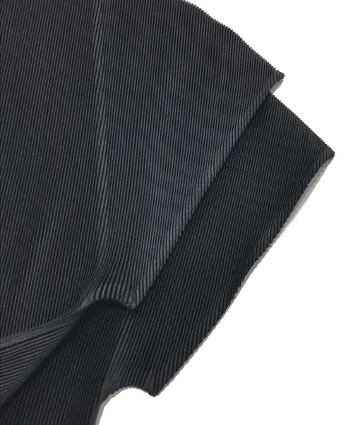 PLEATS PLEASE（プリーツプリーズ）PLEATS PLEASE (プリーツプリーズ) ショートスリーブモックネックプリーツカットソー ブラック サイズ:3の古着・服飾アイテム