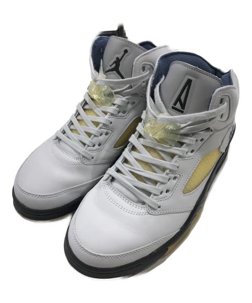 NIKE（ナイキ）NIKE (ナイキ) ウィメンズ エアジョーダン 5 レトロ SP グレー×ベージュ サイズ:26.5の古着・服飾アイテム