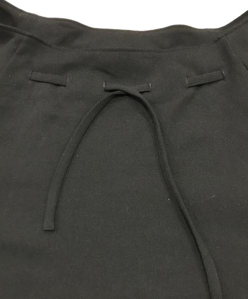 ELIN（エリン）ELIN (エリン) アムンゼンドローストリングトップ ブラック サイズ:36の古着・服飾アイテム