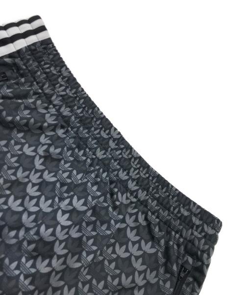 adidas（アディダス）adidas (アディダス) ファイヤーバード クラシック モノトラックパンツ グレー サイズ:Lの古着・服飾アイテム