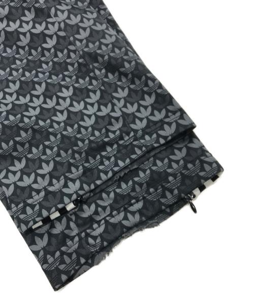 adidas（アディダス）adidas (アディダス) ファイヤーバード クラシック モノトラックパンツ グレー サイズ:Lの古着・服飾アイテム