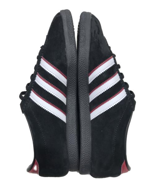 adidas（アディダス）adidas (アディダス) ローカットスニーカー ブラック×レッド サイズ:24.0の古着・服飾アイテム