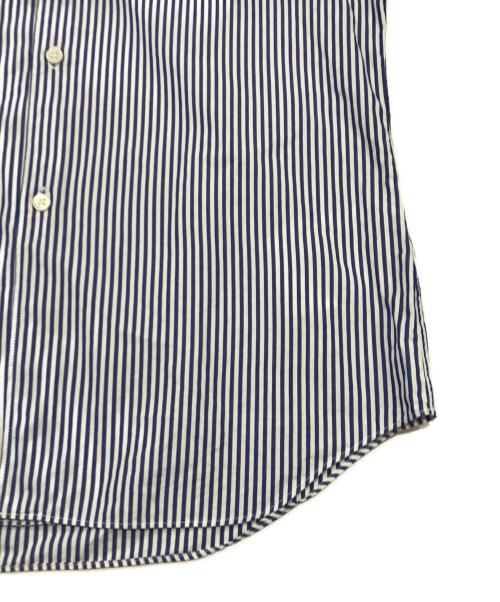 PLAY COMME des GARCONS（プレイコムデギャルソン）PLAY COMME des GARCONS (プレイコムデギャルソン) ハートワッペンストライプシャツ/長袖シャツ ブルー×ホワイト サイズ:Lの古着・服飾アイテム