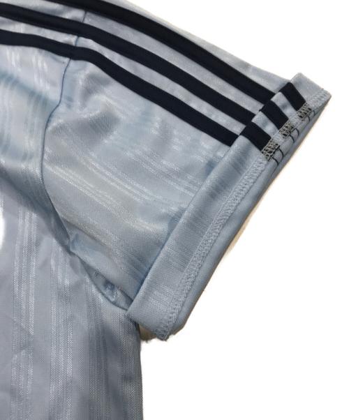 adidas（アディダス）adidas (アディダス) oasis (オアシス) ツアー ジャカード ジャージポロシャツ ブルー サイズ:ｓの古着・服飾アイテム