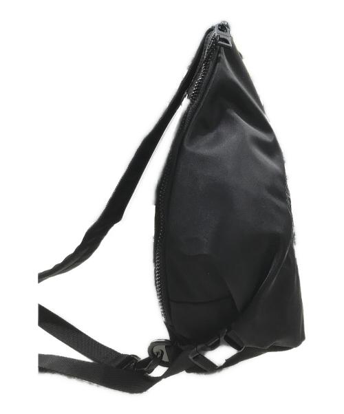 Onitsuka Tiger（オニツカタイガー）Onitsuka Tiger (オニツカタイガー) MINI BACK PACK ブラックの古着・服飾アイテム