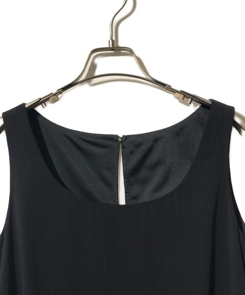 FOXEY NEWYORK（フォクシーニューヨーク）FOXEY NEWYORK (フォクシーニューヨーク) ノースリーブワンピース ブラック サイズ:38の古着・服飾アイテム