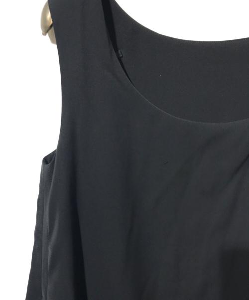 FOXEY NEWYORK（フォクシーニューヨーク）FOXEY NEWYORK (フォクシーニューヨーク) ノースリーブワンピース ブラック サイズ:38の古着・服飾アイテム