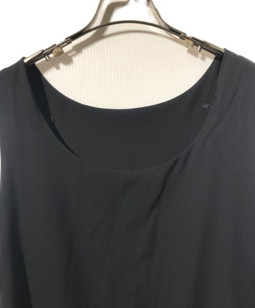 FOXEY NEWYORK（フォクシーニューヨーク）FOXEY NEWYORK (フォクシーニューヨーク) ノースリーブワンピース ブラック サイズ:38の古着・服飾アイテム