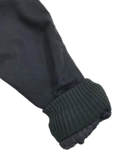 CarHartt（カーハート）CarHartt (カーハート) LOOSE FIT WASHED DUCK INSULATED ACTIVE JACKET/アクティブジャケット ブラック サイズ:Sの古着・服飾アイテム