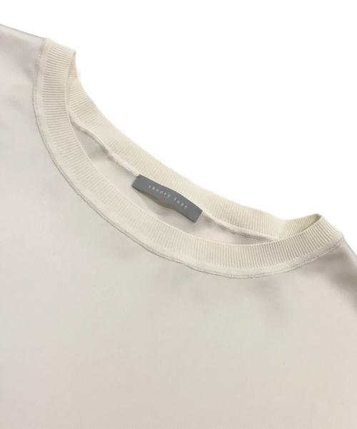 theory luxe（セオリーリュクス）theory luxe (セオリーリュクス) サテンブラウス ベージュ サイズ:40の古着・服飾アイテム