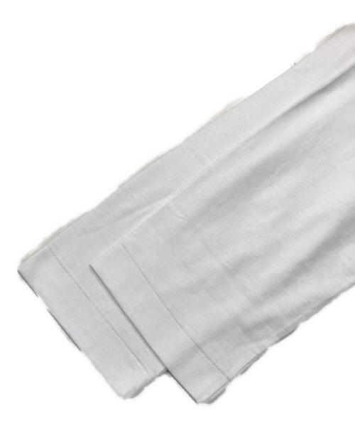 PLAY COMME des GARCONS（プレイコムデギャルソン）PLAY COMME des GARCONS (プレイコムデギャルソン) ハートワッペンロングスリーブカットソー/長袖カットソー ホワイト サイズ:XXLの古着・服飾アイテム